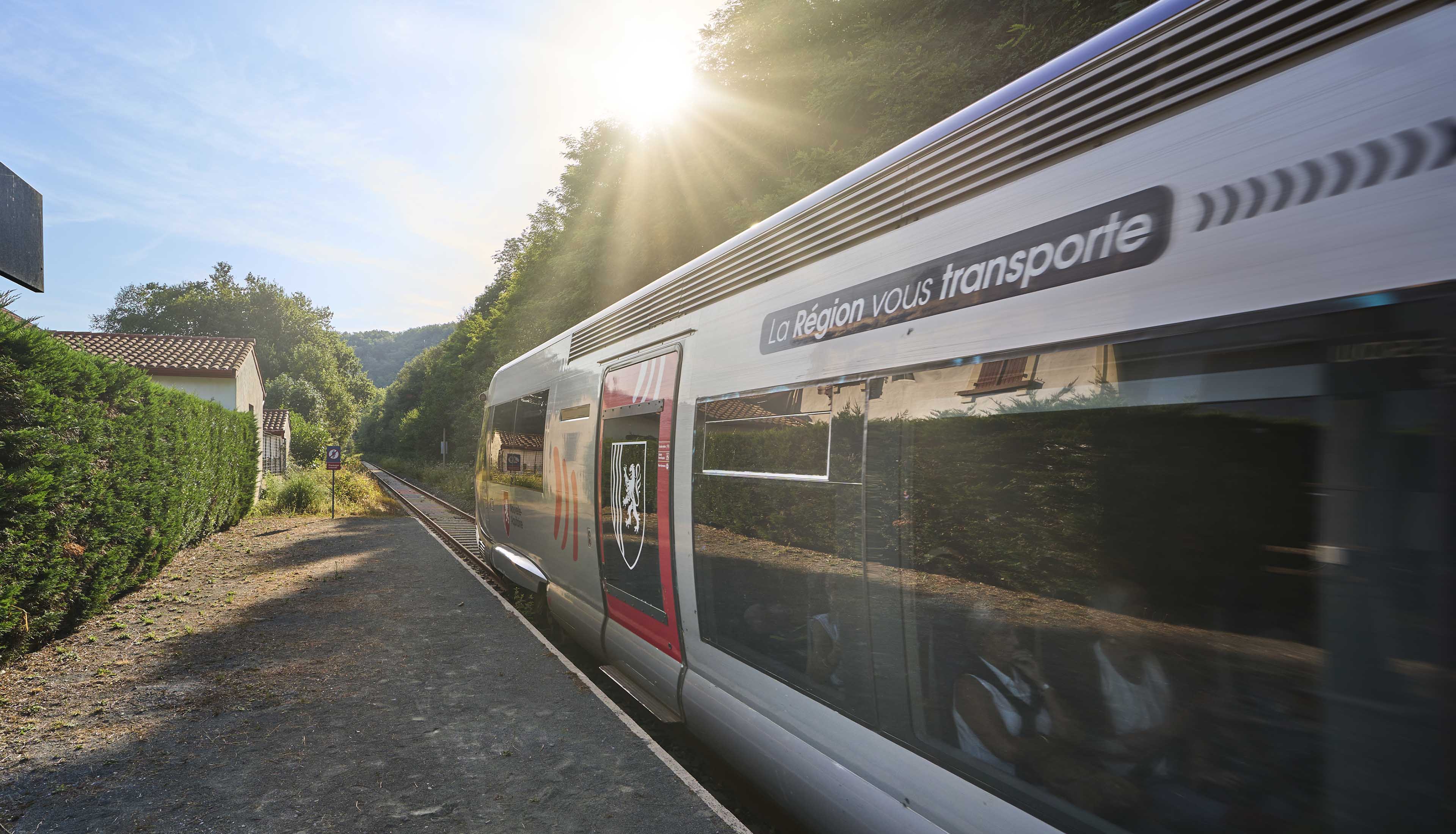 TER en gare d'Itxassou