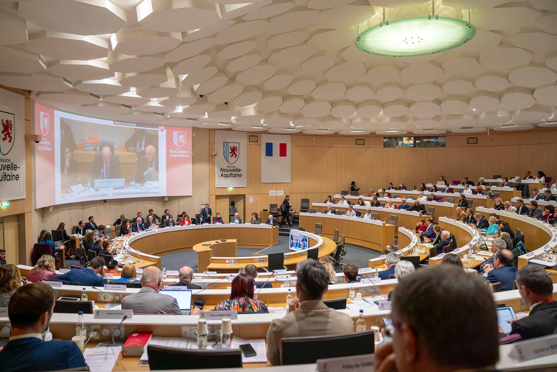 Salle de l'assemblée plénière à Bordeaux