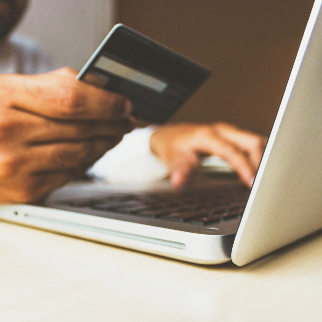 Possibilité de régler en ligne par CB