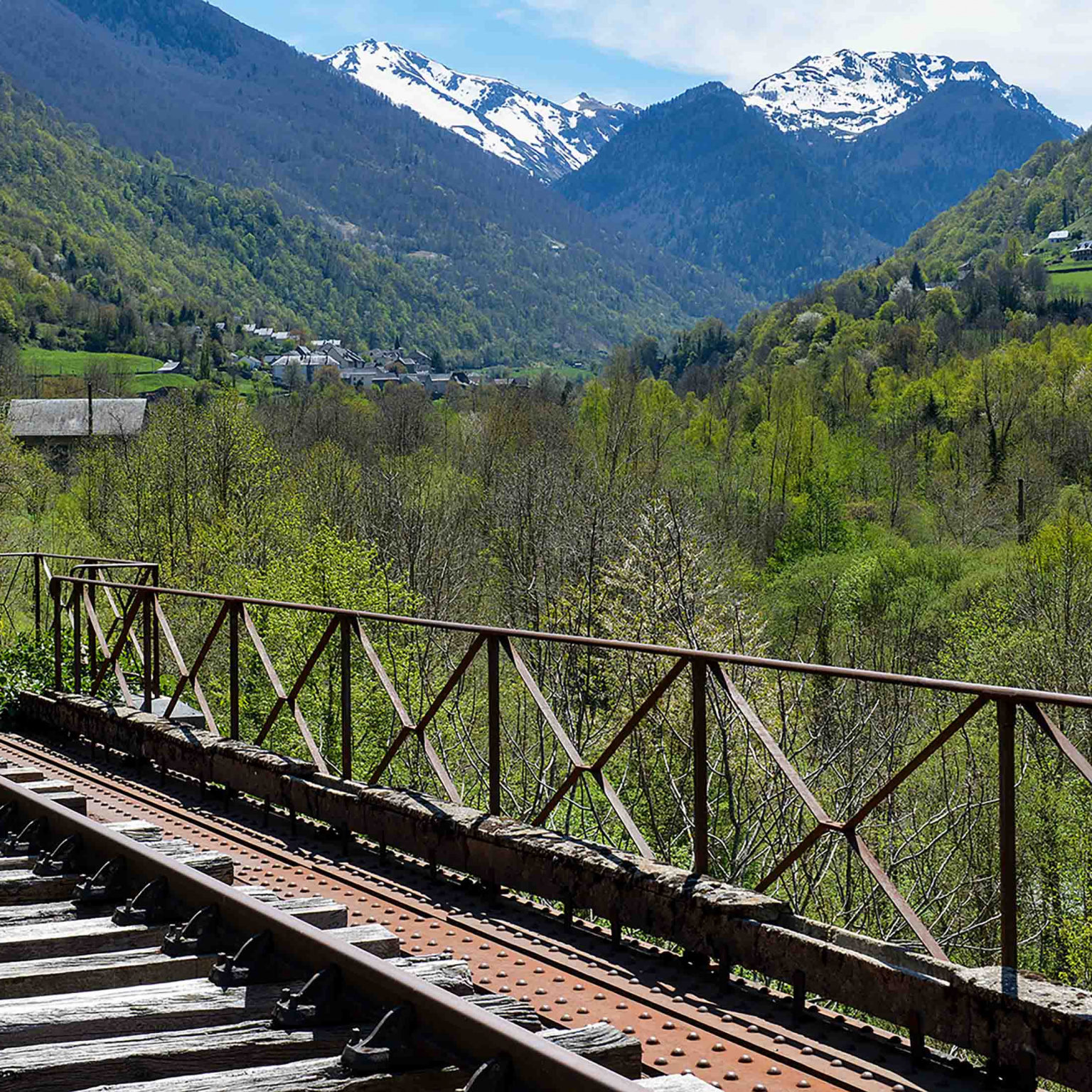 Ligne ferroviaire dans les Pyrénées en 2017